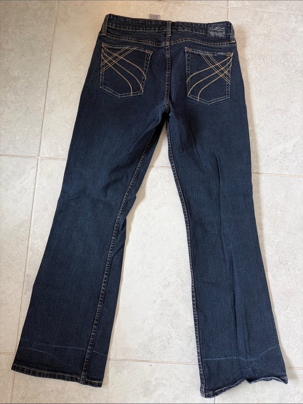 Levi’s juniors Women's Dark Wash Bootcut Jeans size 11 29” inseam
